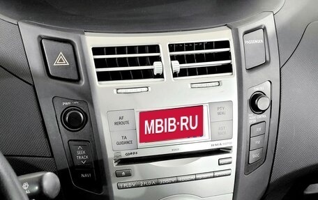 Toyota Yaris III рестайлинг, 2007 год, 560 000 рублей, 7 фотография