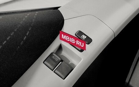 Toyota Yaris III рестайлинг, 2007 год, 560 000 рублей, 10 фотография