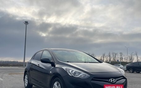Hyundai i30 II рестайлинг, 2014 год, 870 000 рублей, 2 фотография