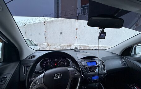 Hyundai ix35 I рестайлинг, 2011 год, 1 150 000 рублей, 2 фотография