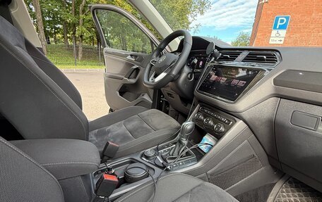 Volkswagen Tiguan II, 2017 год, 3 000 000 рублей, 5 фотография