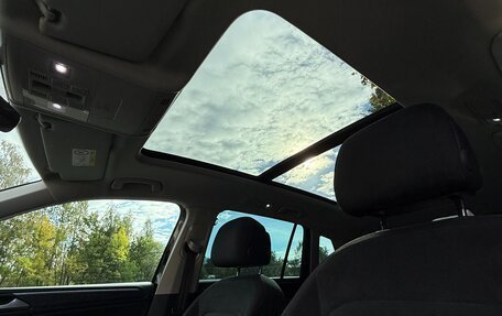 Volkswagen Tiguan II, 2017 год, 3 000 000 рублей, 4 фотография