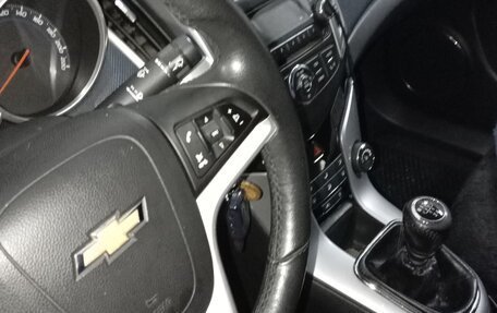 Chevrolet Cruze II, 2014 год, 830 000 рублей, 6 фотография