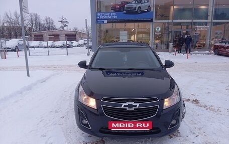 Chevrolet Cruze II, 2014 год, 830 000 рублей, 2 фотография