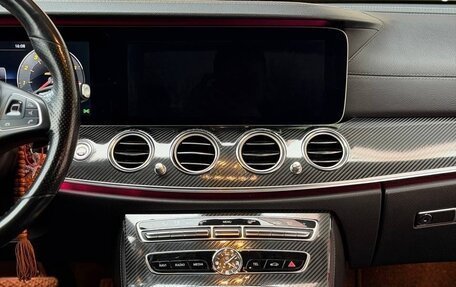 Mercedes-Benz E-Класс, 2016 год, 3 100 000 рублей, 18 фотография