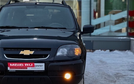 Chevrolet Niva I рестайлинг, 2018 год, 799 000 рублей, 9 фотография