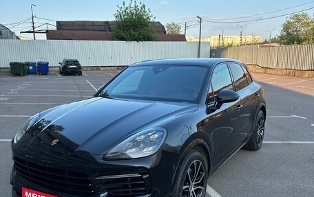 Porsche Cayenne III, 2019 год, 8 400 000 рублей, 2 фотография