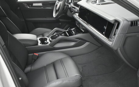 Porsche Cayenne III, 2025 год, 25 499 000 рублей, 33 фотография