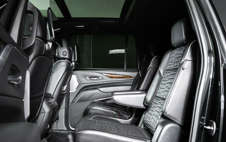 Cadillac Escalade V, 2022 год, 12 999 000 рублей, 11 фотография