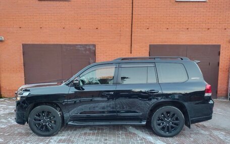 Toyota Land Cruiser 200, 2018 год, 7 200 000 рублей, 2 фотография