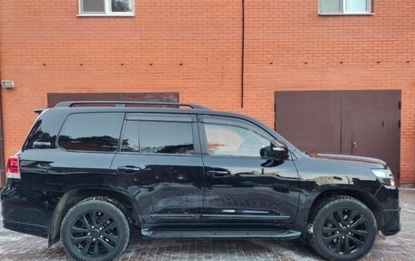 Toyota Land Cruiser 200, 2018 год, 7 200 000 рублей, 3 фотография