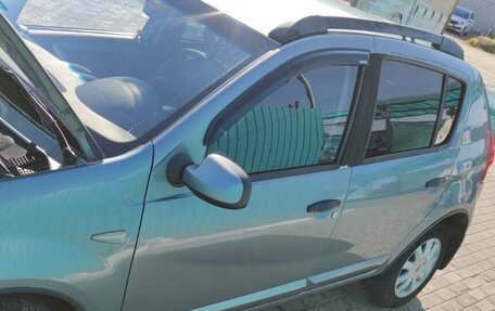 Renault Sandero I, 2010 год, 450 000 рублей, 2 фотография