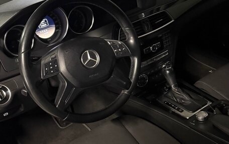 Mercedes-Benz C-Класс, 2011 год, 1 280 000 рублей, 13 фотография