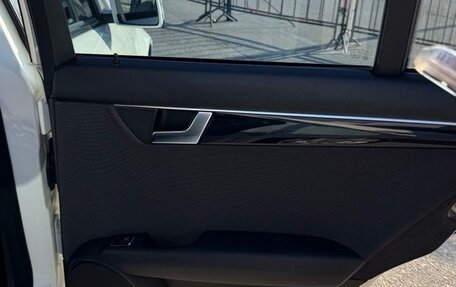 Mercedes-Benz C-Класс, 2011 год, 1 280 000 рублей, 15 фотография