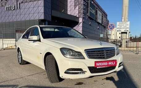 Mercedes-Benz C-Класс, 2011 год, 1 280 000 рублей, 2 фотография