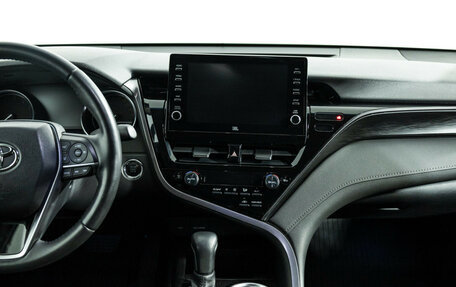 Toyota Camry, 2022 год, 3 950 000 рублей, 14 фотография