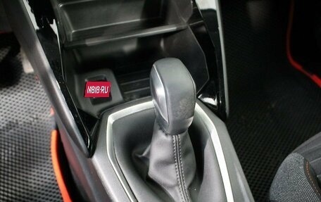 Peugeot 2008 II, 2021 год, 1 690 000 рублей, 13 фотография