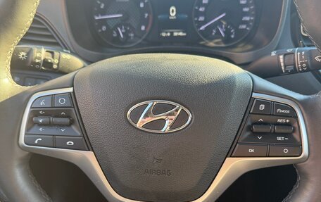 Hyundai Solaris II рестайлинг, 2021 год, 1 670 000 рублей, 6 фотография