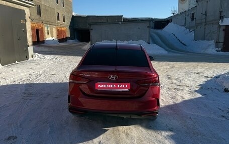 Hyundai Solaris II рестайлинг, 2021 год, 1 670 000 рублей, 4 фотография