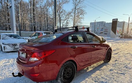 Hyundai Solaris II рестайлинг, 2013 год, 800 000 рублей, 4 фотография