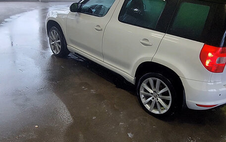 Skoda Yeti I рестайлинг, 2011 год, 1 100 000 рублей, 17 фотография