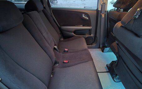 Honda Stream II, 2008 год, 1 390 000 рублей, 17 фотография