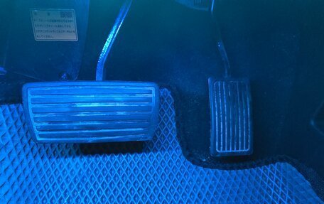 Honda Stream II, 2008 год, 1 390 000 рублей, 25 фотография