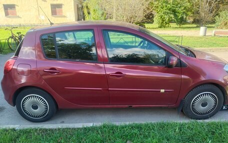 Renault Clio III, 2010 год, 630 000 рублей, 4 фотография