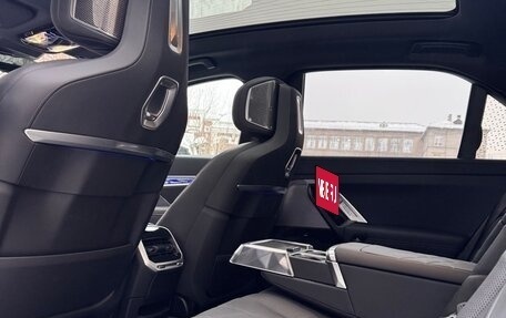 BMW 7 серия, 2025 год, 23 500 000 рублей, 10 фотография