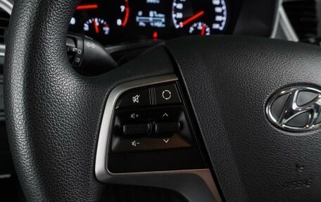 Hyundai Solaris II рестайлинг, 2019 год, 1 819 000 рублей, 15 фотография