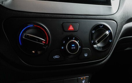 Hyundai Solaris II рестайлинг, 2019 год, 1 819 000 рублей, 19 фотография