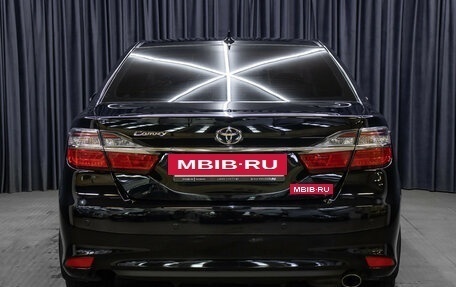 Toyota Camry, 2017 год, 2 498 000 рублей, 6 фотография