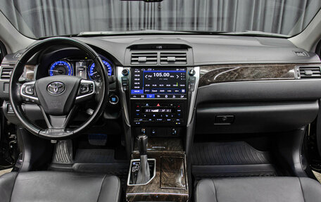 Toyota Camry, 2017 год, 2 498 000 рублей, 13 фотография