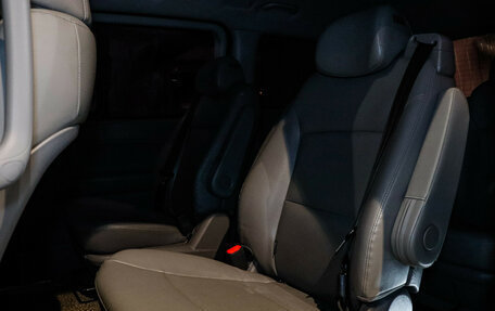 Hyundai Grand Starex Grand Starex I рестайлинг 2, 2018 год, 2 790 000 рублей, 9 фотография