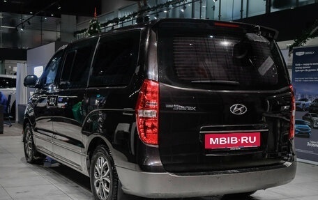 Hyundai Grand Starex Grand Starex I рестайлинг 2, 2018 год, 2 790 000 рублей, 6 фотография