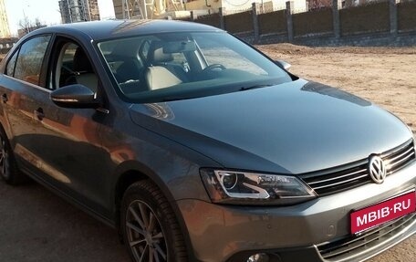 Volkswagen Jetta VI, 2014 год, 1 180 000 рублей, 1 фотография