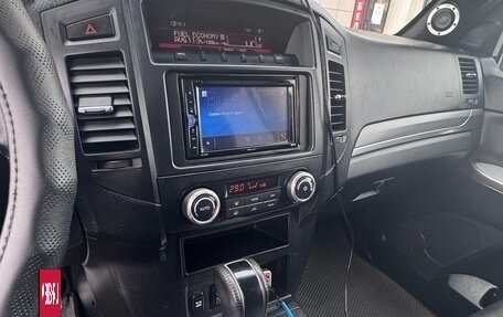 Mitsubishi Pajero IV, 2011 год, 2 400 000 рублей, 8 фотография