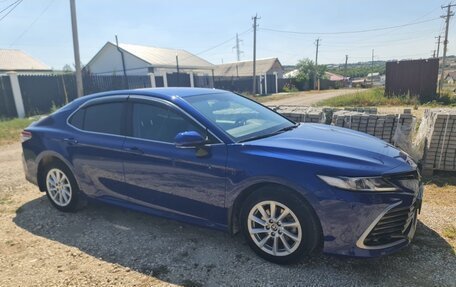 Toyota Camry, 2021 год, 3 200 000 рублей, 8 фотография