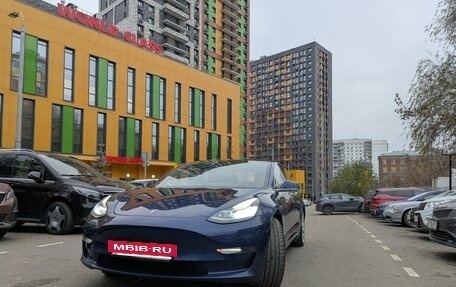 Tesla Model 3 I, 2018 год, 2 690 000 рублей, 2 фотография