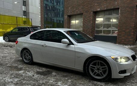 BMW 3 серия, 2011 год, 1 350 000 рублей, 2 фотография