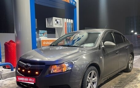 Chevrolet Cruze II, 2011 год, 430 000 рублей, 2 фотография