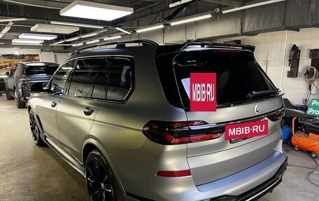 BMW X7, 2023 год, 14 000 000 рублей, 10 фотография