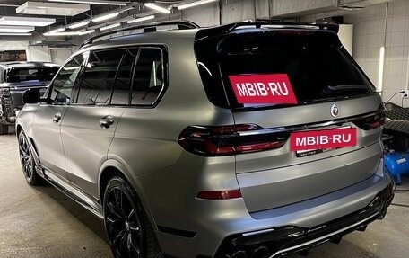 BMW X7, 2023 год, 14 000 000 рублей, 8 фотография