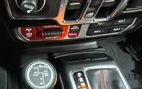 Jeep Wrangler, 2020 год, 5 900 000 рублей, 19 фотография