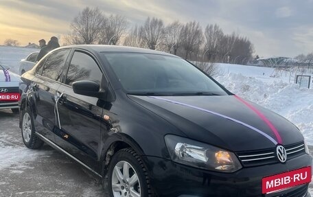 Volkswagen Polo VI (EU Market), 2013 год, 676 000 рублей, 2 фотография