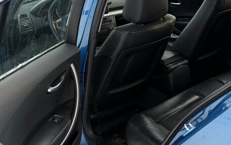 BMW 1 серия, 2004 год, 665 000 рублей, 24 фотография