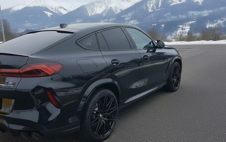 BMW X6 M, 2025 год, 28 088 600 рублей, 2 фотография
