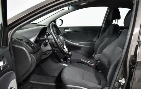 Hyundai Solaris II рестайлинг, 2015 год, 845 000 рублей, 10 фотография