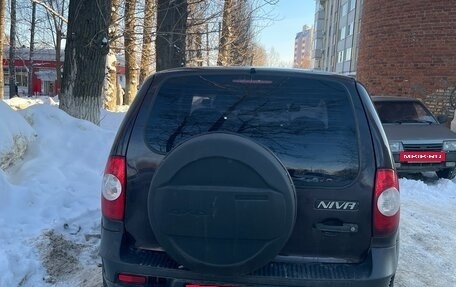 Chevrolet Niva I рестайлинг, 2011 год, 430 000 рублей, 2 фотография