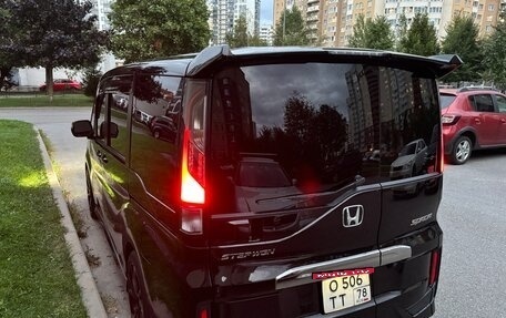 Honda Stepwgn IV, 2020 год, 2 700 000 рублей, 15 фотография